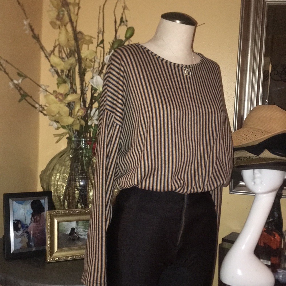 Mikey & Joey Crop Top - image 6